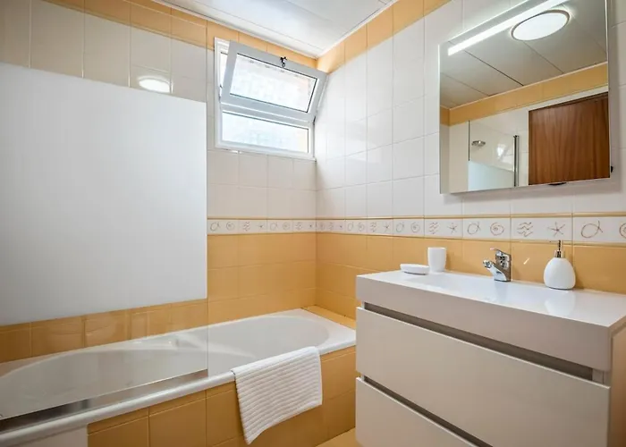 Nata7 * Funchal (Madeira)